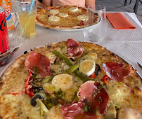 Plats et boissons du Pizzeria Restaurant La Bonn' Pizza à Rivesaltes - n°2