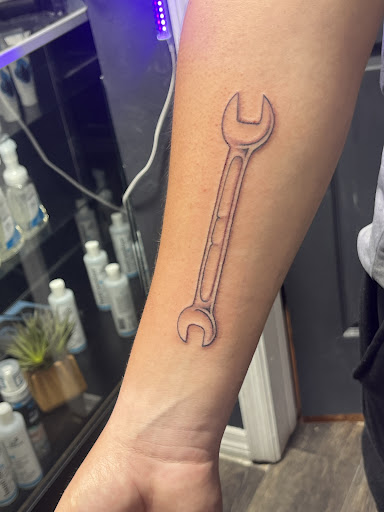 Explore city tattoo ideas, creative tattoo ideas in Sarasota, available at Z-Edge Tattoo & Body Piercing South Shop