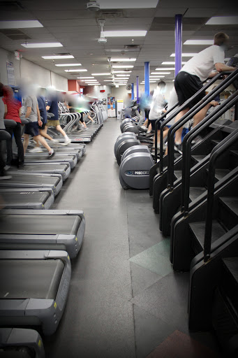 24 Hour Fitness image