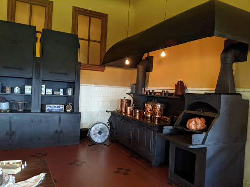 Toyota Dealer «Fred Anderson Toyota of Asheville», reviews and photos, 777 Brevard Rd, Asheville, NC 28806, USA