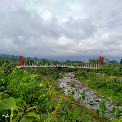 Jembatan Gantung Kaligaleh