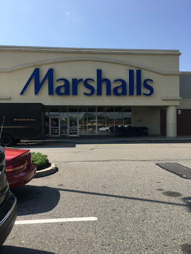 Department Store «Marshalls», reviews and photos, 2650 Sunrise Hwy, East Islip, NY 11730, USA
