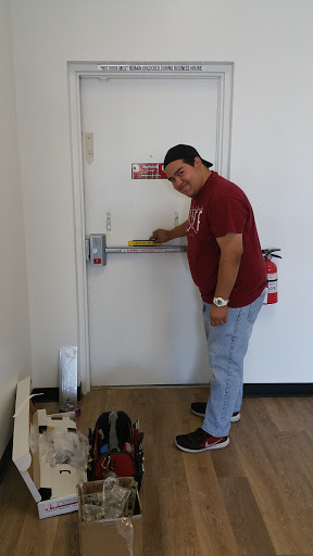 Locksmith «Alcatraz Locksmith», reviews and photos, 17627 N 4th St, Phoenix, AZ 85022, USA