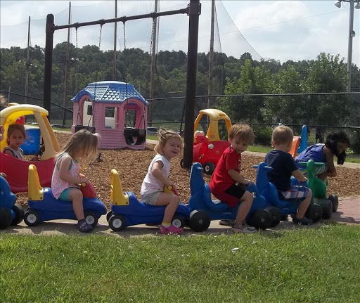 Day Care Center «Kirkwood West KinderCare», reviews and photos, 13550 Big Bend Rd, Kirkwood, MO 63122, USA