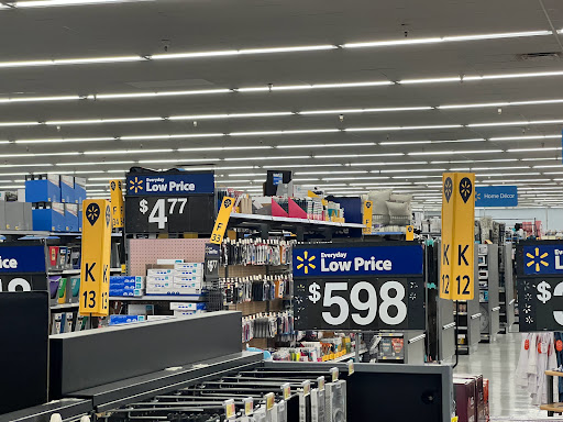 Department Store «Walmart Supercenter», reviews and photos, 6590 W Grand Ave, Gurnee, IL 60031, USA