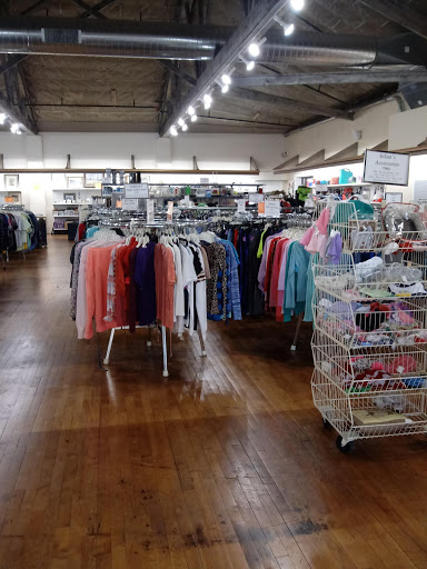 Thrift Store «New 2 You», reviews and photos, 18230 Torrence Ave, Lansing, IL 60438, USA