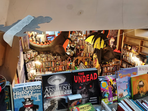 Book Store «Dark Carnival Imaginative Fiction Bookstore», reviews and photos, 3086 Claremont Ave, Berkeley, CA 94705, USA
