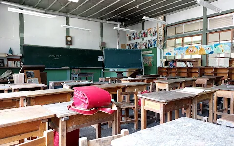Old Kizawa Schoolhouse image