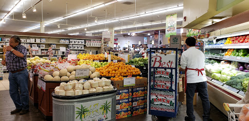 Shopping Mall «Vallejo Plaza Shopping Center», reviews and photos, 3325 Sonoma Blvd, Vallejo, CA 94590, USA