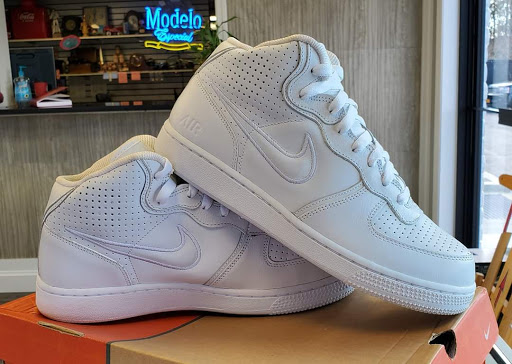 Jewelry Buyer «All Island Jewelry & Loan», reviews and photos, 2394 Middle Country Rd, Centereach, NY 11720, USA