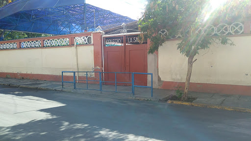 Advertising schools in Cochabamba