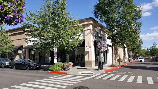 Clothing Store «Banana Republic», reviews and photos, 2070 NW Allie Ave, Hillsboro, OR 97124, USA