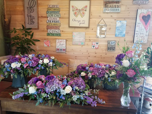 Florist «Mums the Word-A Florist», reviews and photos, 1175 N Berkeley Ave, Fullerton, CA 92832, USA