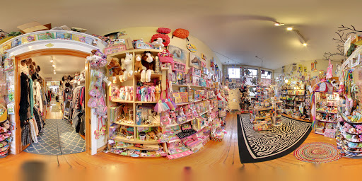 Gift Shop «Silver Spider», reviews and photos, 117 1/2 1st St NW, Mt Vernon, IA 52314, USA