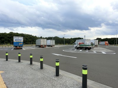 春日PA（上り） 大型車駐車スペース