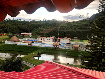 LAS MARIAS ¨cancha sintetica y pesca deportiva¨ - Quinchía, Risaralda, Colombia