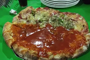 Pizzaria Star e restaurante image