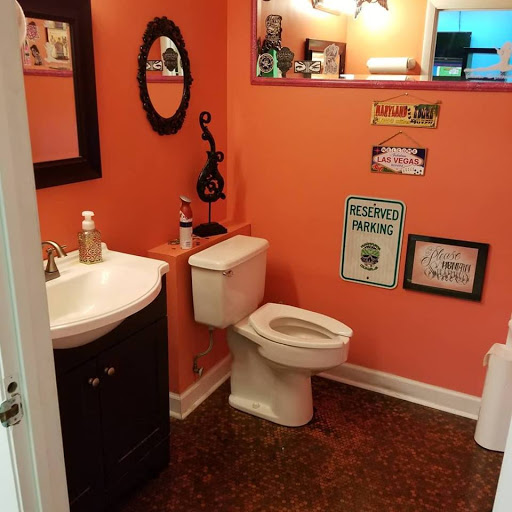 Tattoo Shop «Konkrete Jungle Kustom Tattoo», reviews and photos, 6590 Old Waterloo Rd, Elkridge, MD 21075, USA