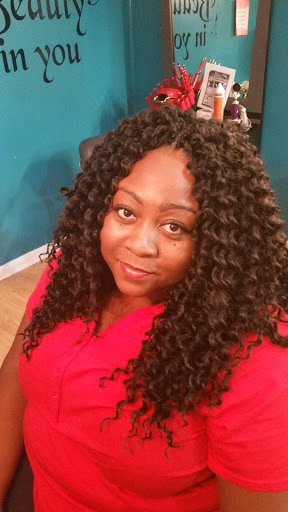 Beauty Salon «Creative Beauty Salon», reviews and photos, 186 E Whittier St, Columbus, OH 43206, USA