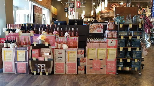 Wine Store «Total Wine & More», reviews and photos, 7925 N Blackstone Ave, Fresno, CA 93720, USA