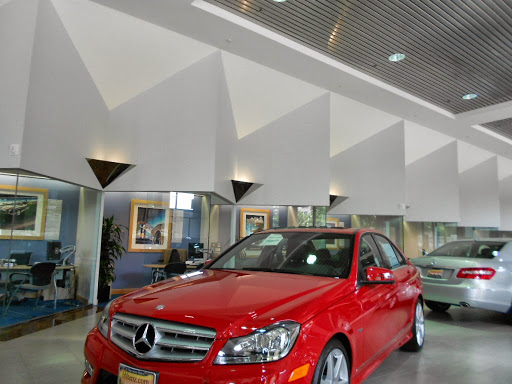 Mercedes Benz Dealer «Mercedes-Benz of Beverly Hills», reviews and photos, 9250 Beverly Blvd, Beverly Hills, CA 90210, USA