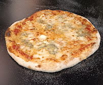 Plats et boissons du Pizzeria TATA PIZZA 24h/24h à Riom-ès-Montagnes - n°4