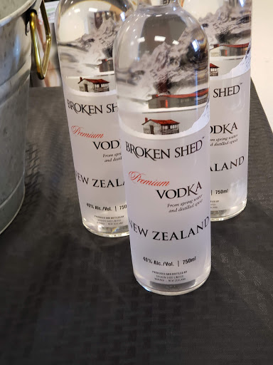 State Liquor Store «NH Liquor & Wine Outlet», reviews and photos, 68 Elm St, Manchester, NH 03103, USA