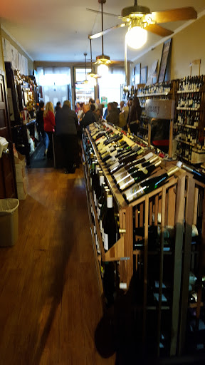 Wine Store «Market Wines», reviews and photos, 128 W Elder St, Cincinnati, OH 45202, USA