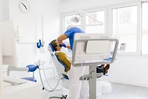 Clínica Dental Prodental Santa Cruz image