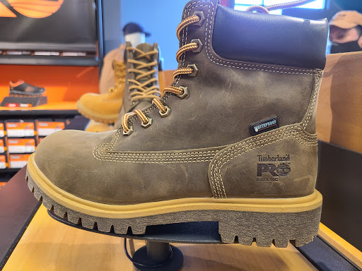 Shoe Store «Timberland Factory Store», reviews and photos, 680 Bluebird Ct, Central Valley, NY 10917, USA