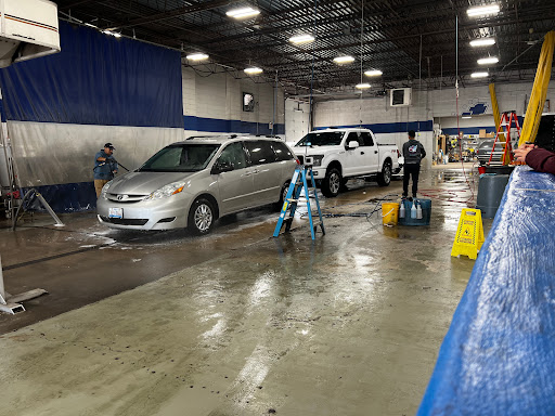 Delicate Touch Hand Car Wash en Alsip