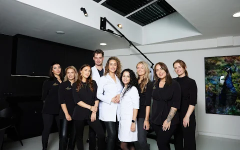 cosmetic clinic image