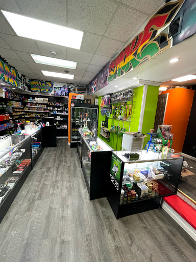 Tobacco Shop «Cloud Depot Vape & Smoke Shop», reviews and photos, 273 Lafayette St, Newark, NJ 07105, USA