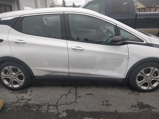 Auto Body Shop «United Autobody», reviews and photos, 1514 NW Mall St, Issaquah, WA 98027, USA