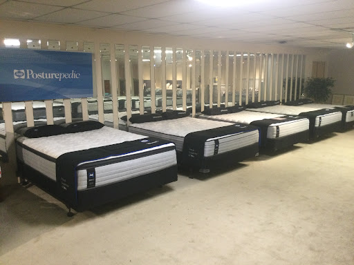 Mattress Store «Nicholls Furniture Showcase», reviews and photos, 985 S Prospect St, Marion, OH 43302, USA