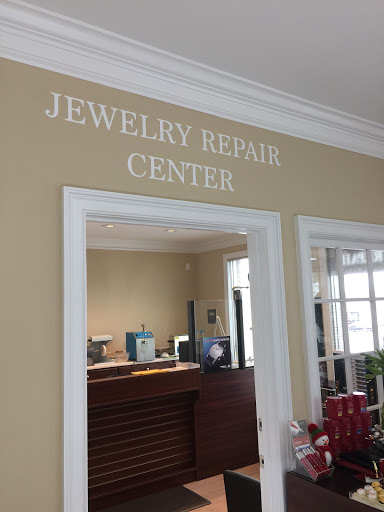 Jewelry Store «Diamond Castle Fine Jewelry of Woodstock», reviews and photos, 9940 GA-92 #1, Woodstock, GA 30188, USA