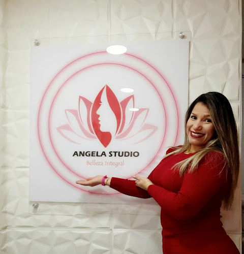 Angela Studio Nails