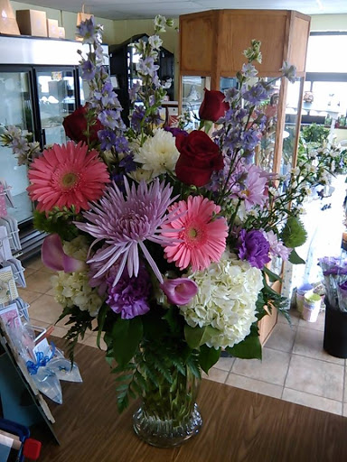 Florist «Forget-Me-Not Florist», reviews and photos, 1083 Park Ave, Cranston, RI 02910, USA