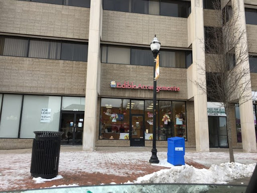 Edible Arrangements, 204 Main St, New Britain, CT 06051, USA, 