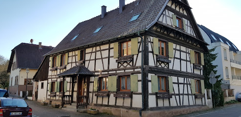 thumbnail_panoid=EXgAFIIrYF6G0Gj8Ojg4CA&cb_client=search.gws-prod.gps&w=408&h=240&yaw=194.