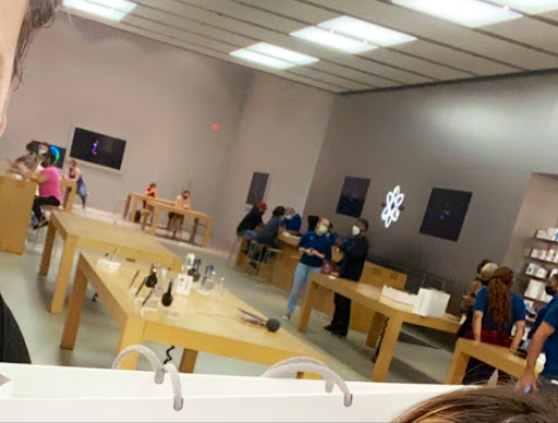 Computer Store «Apple Georgetown», reviews and photos, 1229 Wisconsin Ave NW, Washington, DC 20007, USA