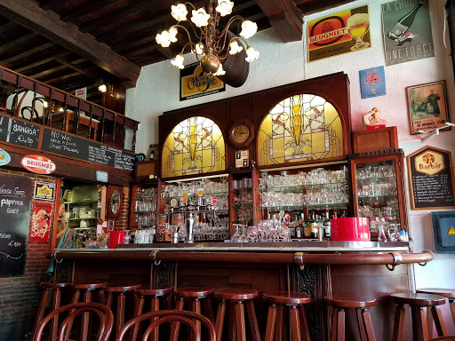 Vintage bars in Antwerp