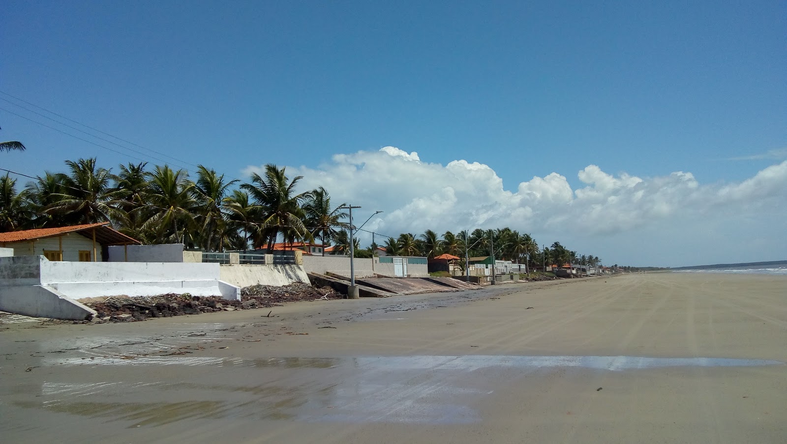 Fotografija Praia do Panaquatira z visok stopnjo čistoče