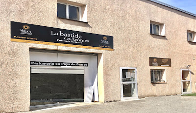 La Bastide des Arômes Fabricant de parfums & bougies & savons à Saint-Cézaire-sur-Siagne
