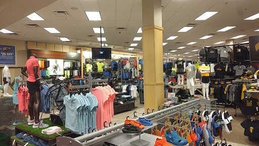 Sporting Goods Store «SCHEELS», reviews and photos, 101 Jordan Creek Pkwy #4000, West Des Moines, IA 50266, USA
