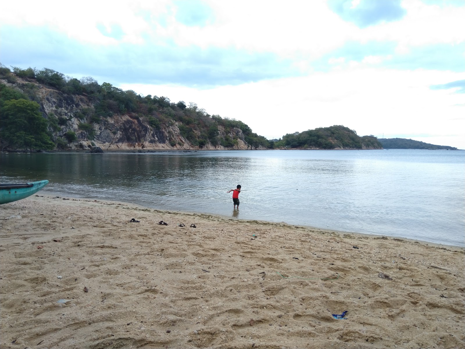 Karumalaiyootru Beach'in fotoğrafı ve yerleşim