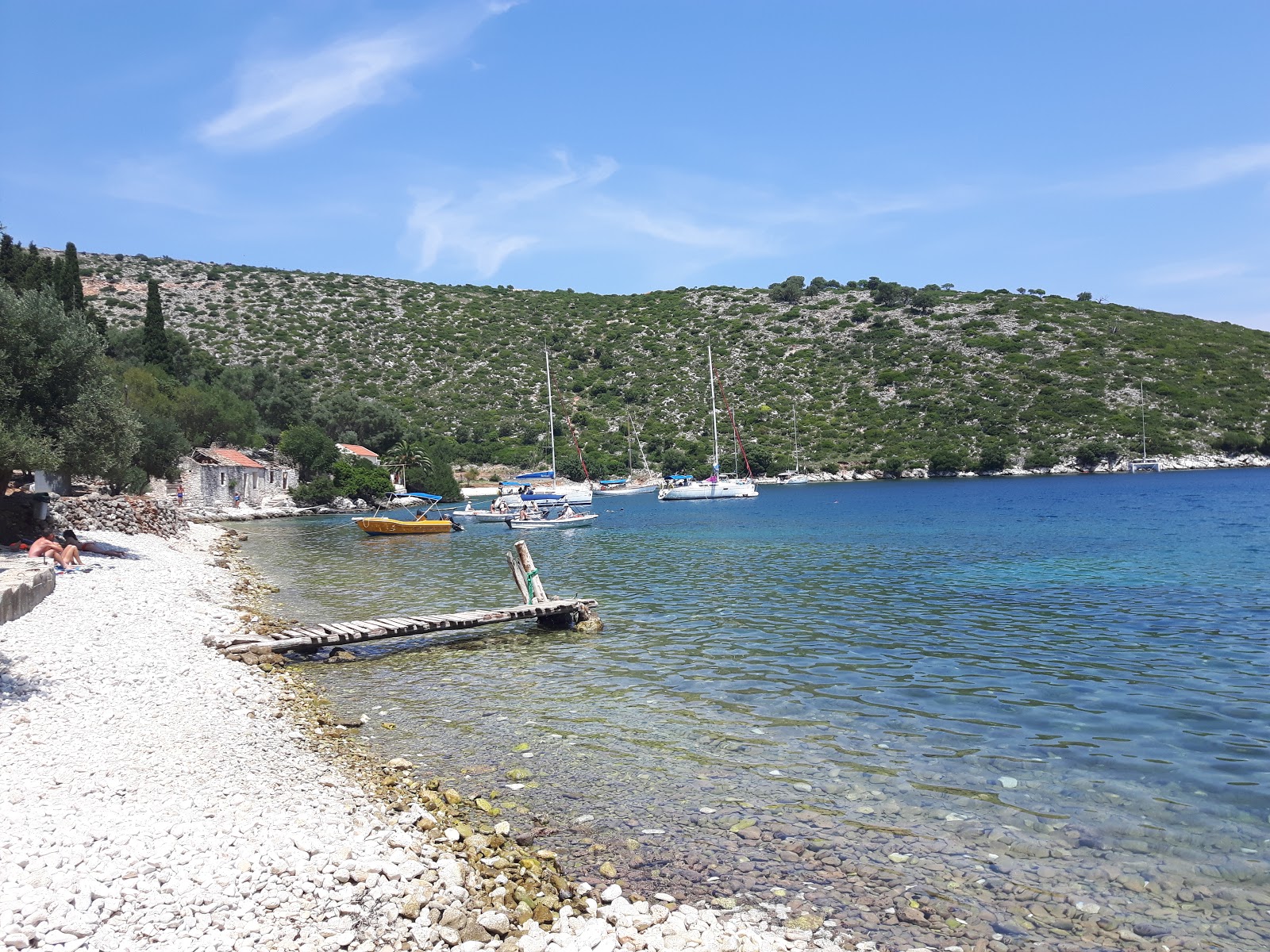 Agia Sofia beach'in fotoğrafı biraz temiz temizlik seviyesi ile