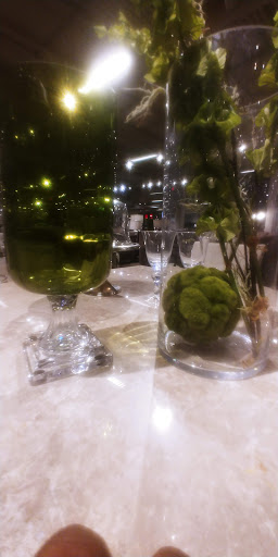 Furniture Store «Art Van Furniture - Orland Park», reviews and photos, 15080 South La Grange Road, Orland Park, IL 60462, USA