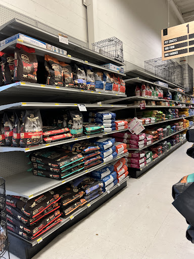 Animal Feed Store «Wilco Farm Store», reviews and photos, 3408 Hunt St NW, Gig Harbor, WA 98335, USA