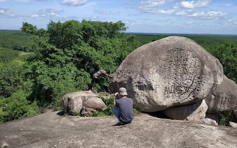 Batu Granit image